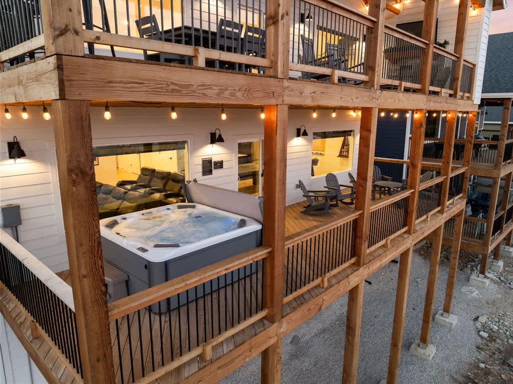Lower Deck hot tub just outside the game room