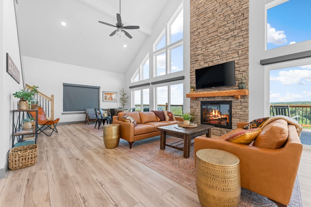 Vaulted ceilings to let the light pour into the main floor