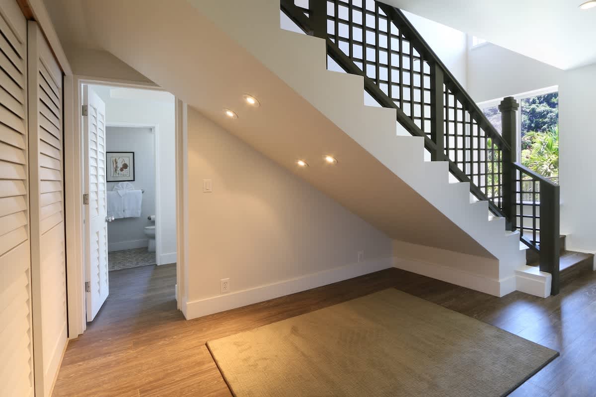 Lele Penthouse Poolside Palisade & Stairs to Loft