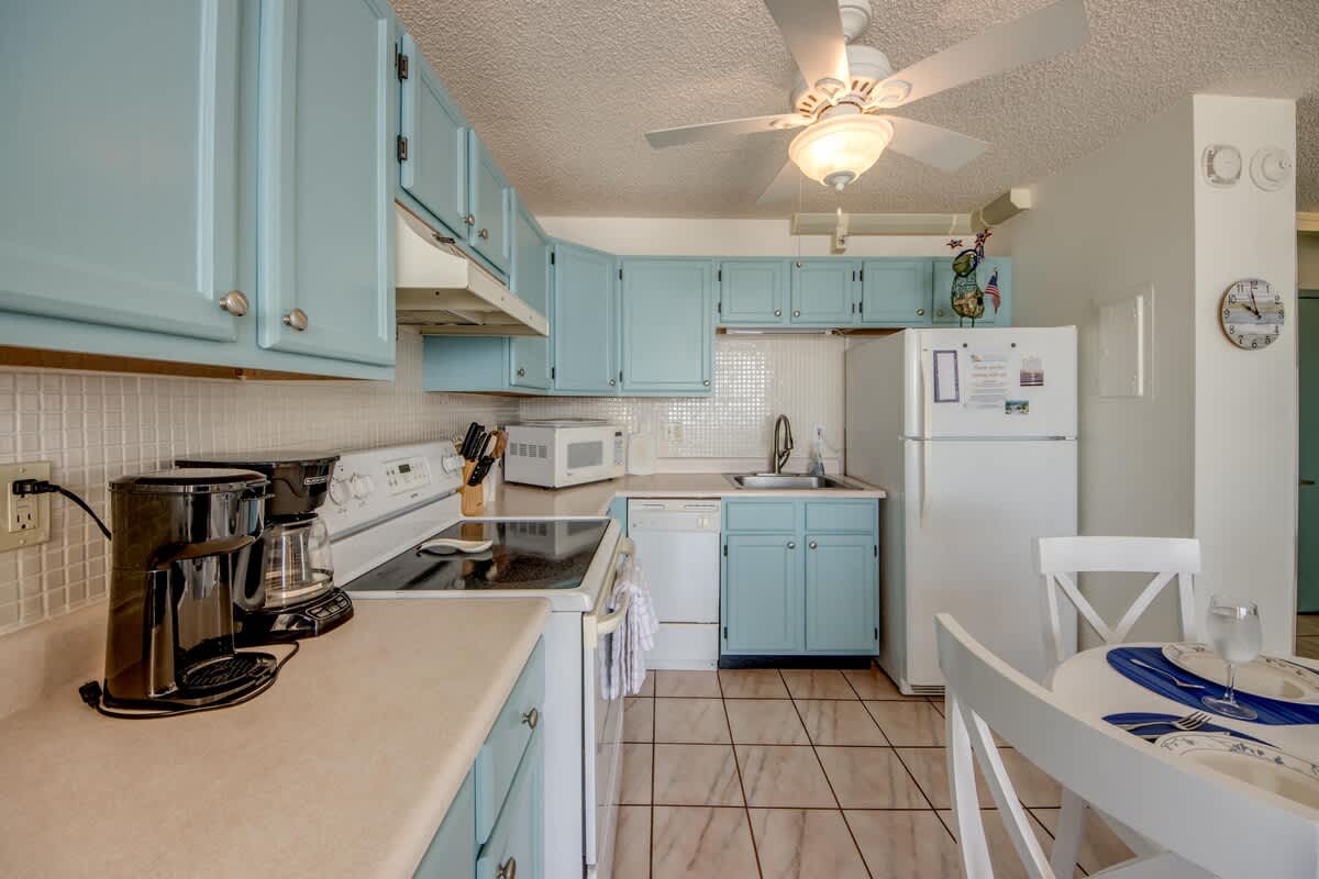Estero Beach & Tennis Club #1007A Beachfront Condo 6