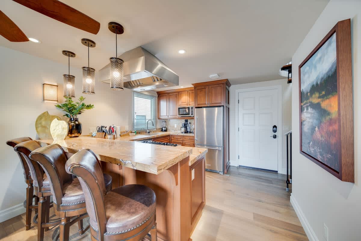 Bayside Bliss (Unit B) Near Balboa Ferry & Beach — Newport Beach, CA — vacation rental
