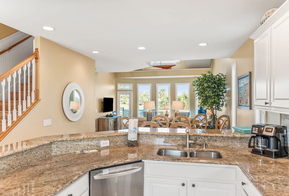 Open concept kitchen and dining area