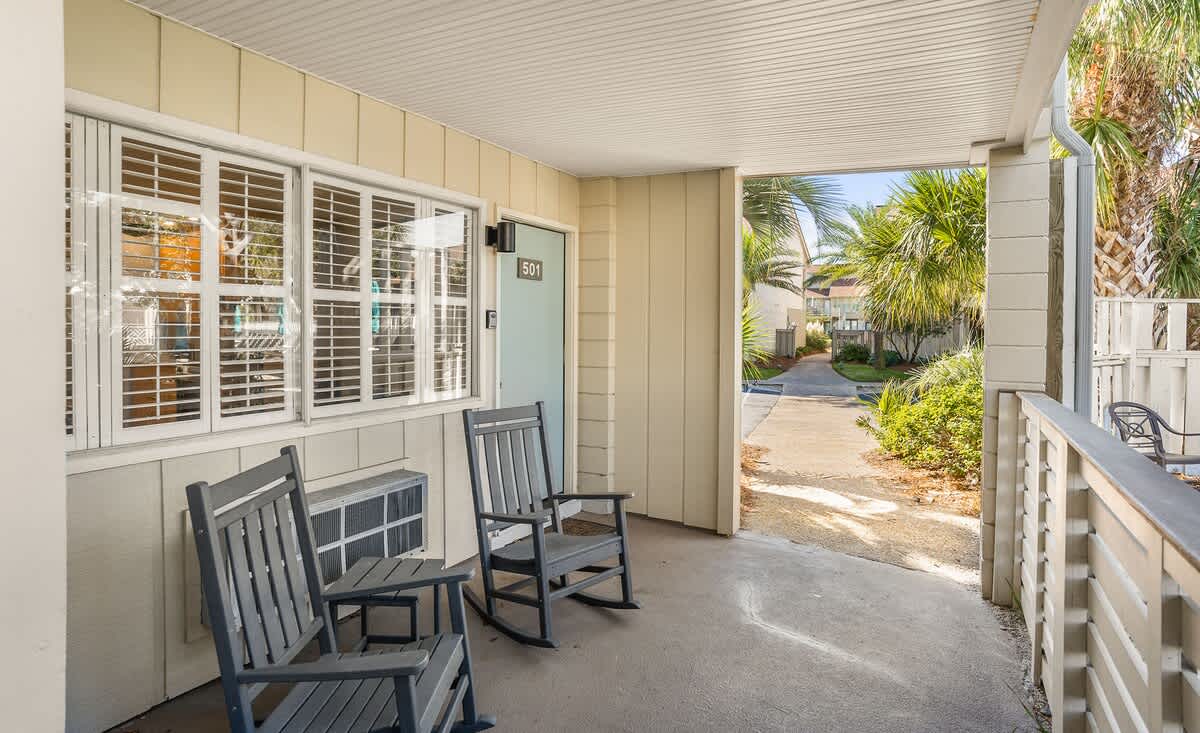 501 Sunsuite | Photo 3