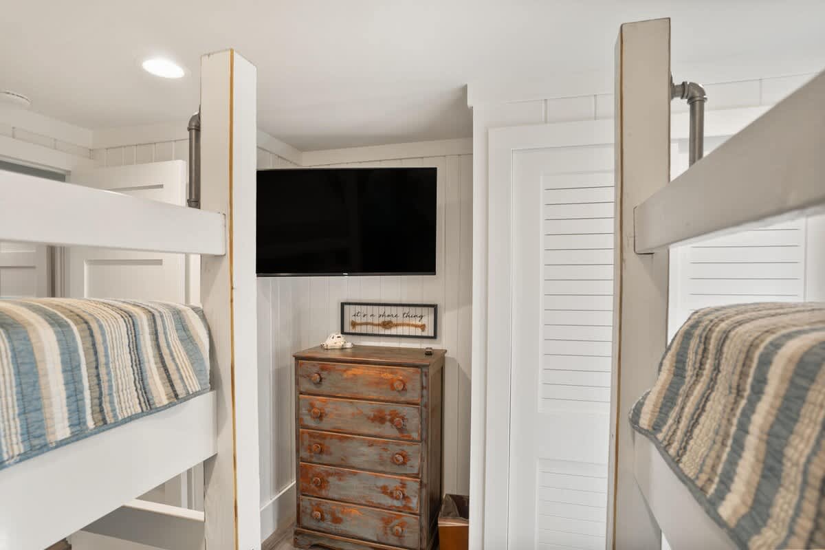 Bunk Room TV