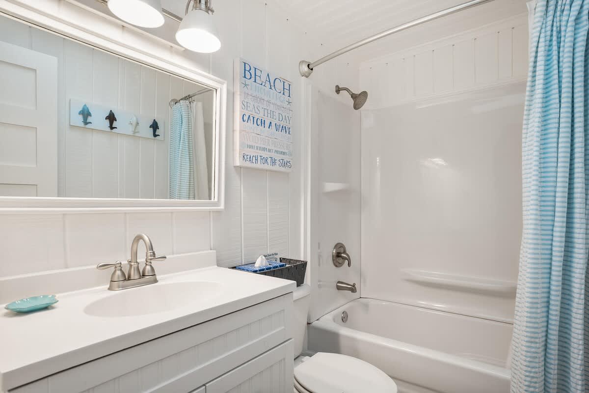 Full Bath with Tub in Hallway