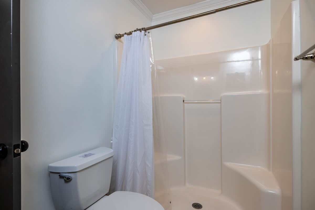 Upstairs Jack and Jill Bath