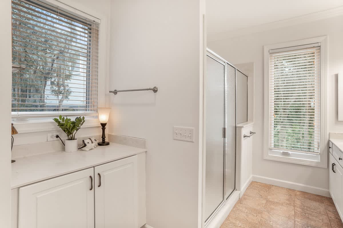 Primary Ensuite Bathroom 