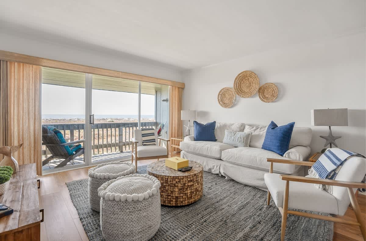 409 Captain John Fripp Villa
