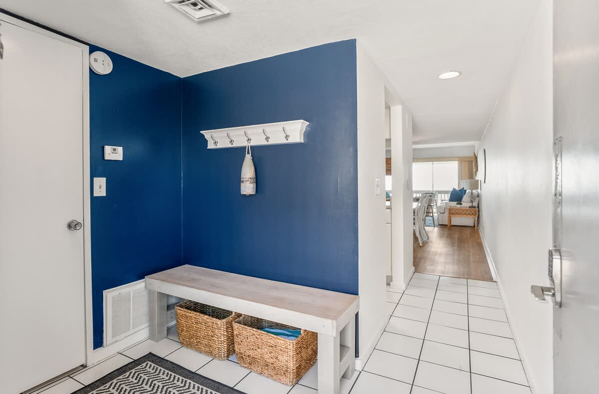 409 Captain John Fripp Villa | Photo 4