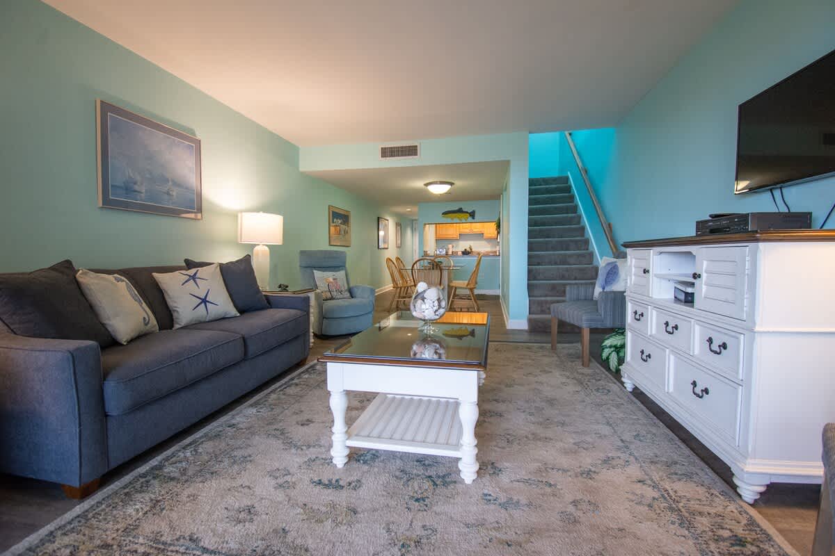 406 Capt John Fripp Villa | Photo 8