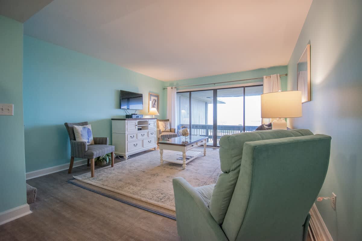 406 Capt John Fripp Villa | Photo 6