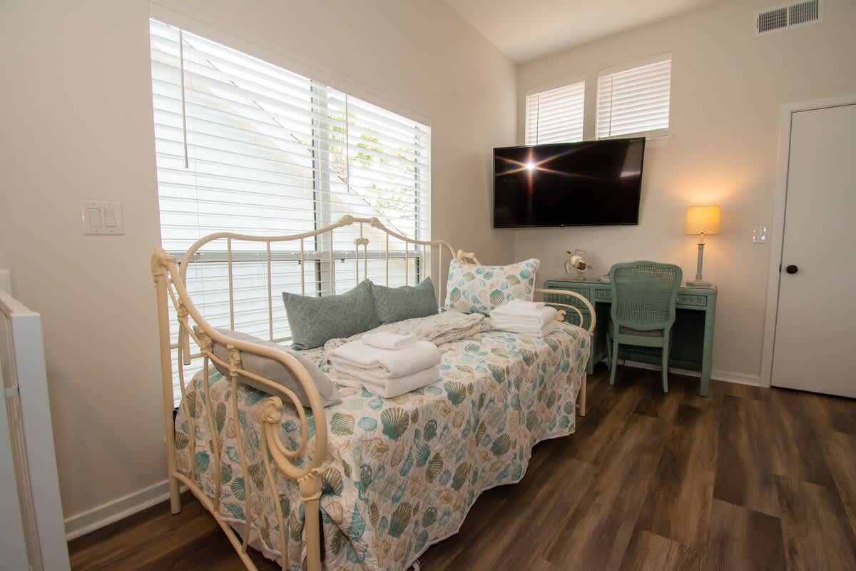1 Periwinkle Ct | Photo 12