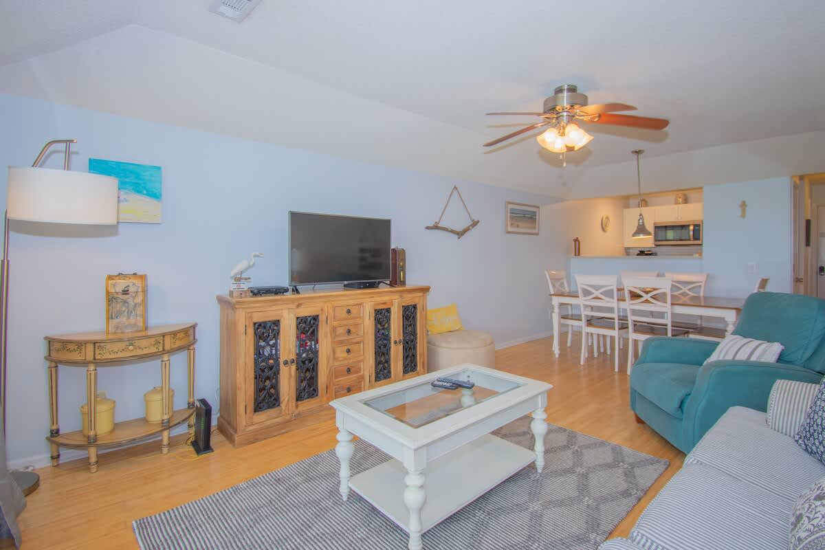 180 Beach Club Villa | Photo 2