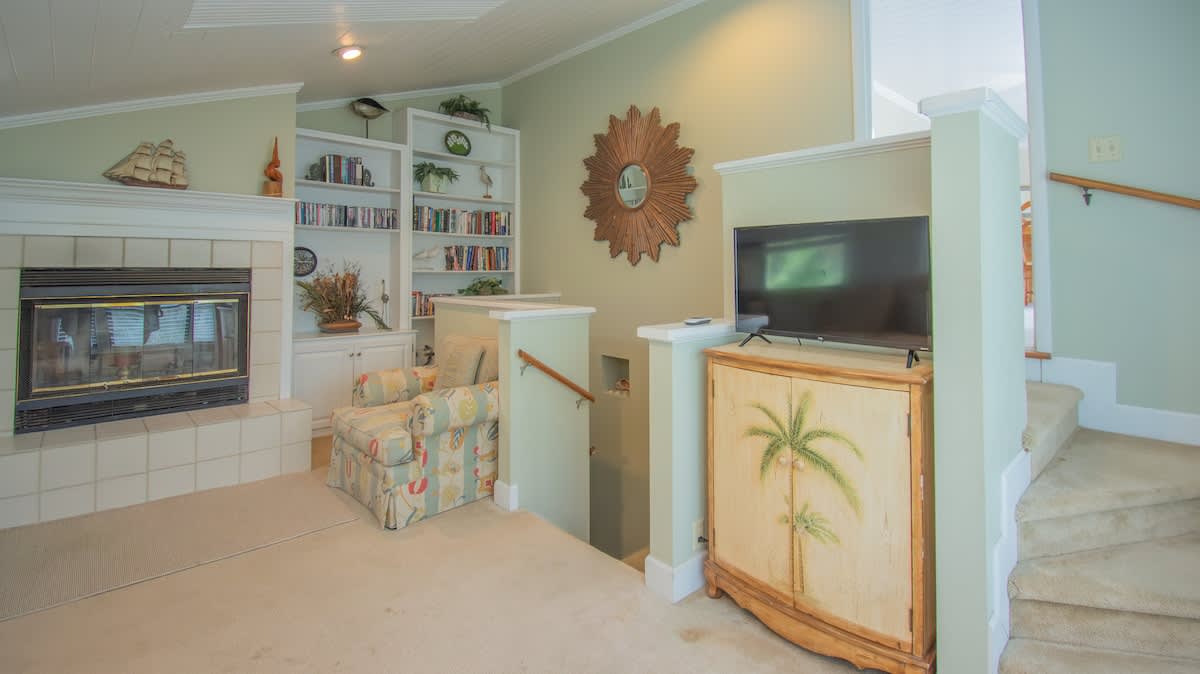 371 Tarpon Blvd | Photo 11