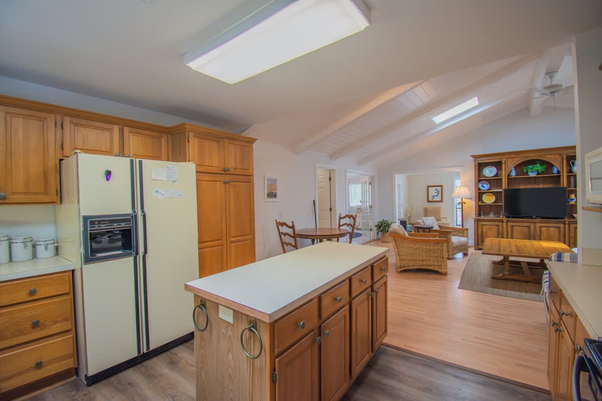 371 Tarpon Blvd | Photo 4