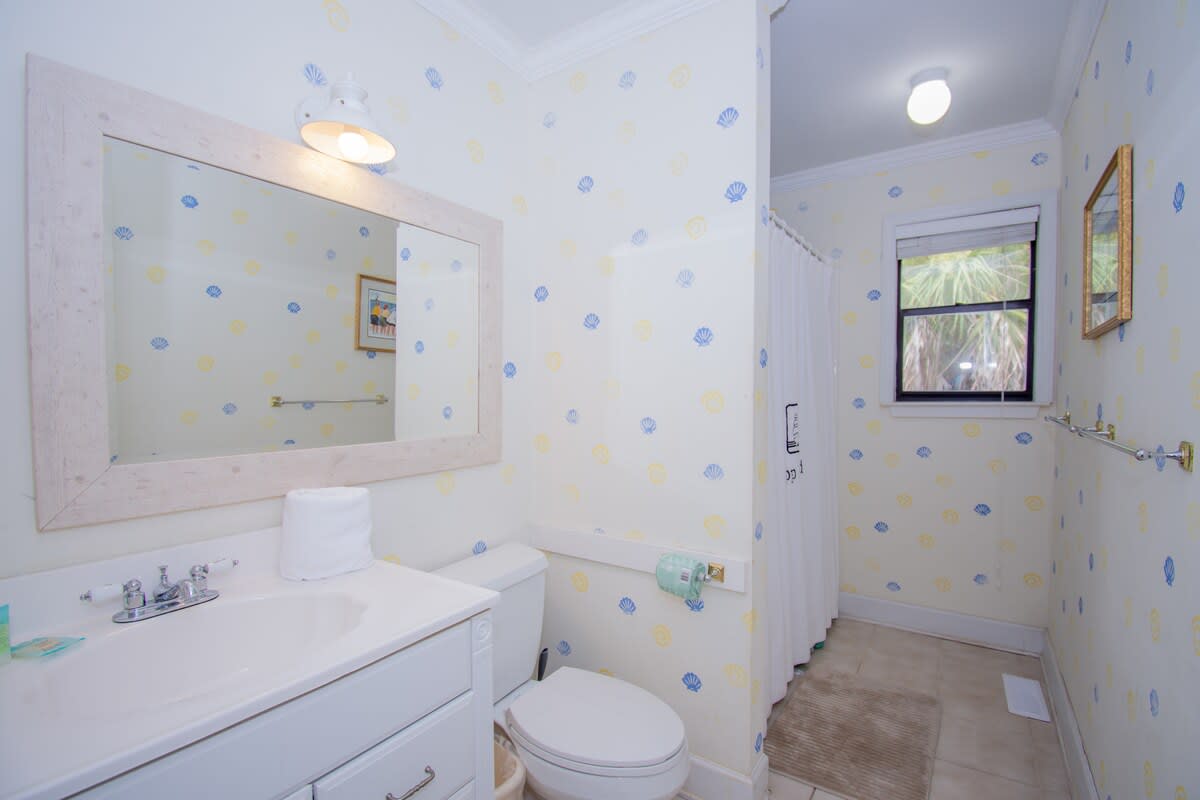 371 Tarpon Blvd | Photo 16