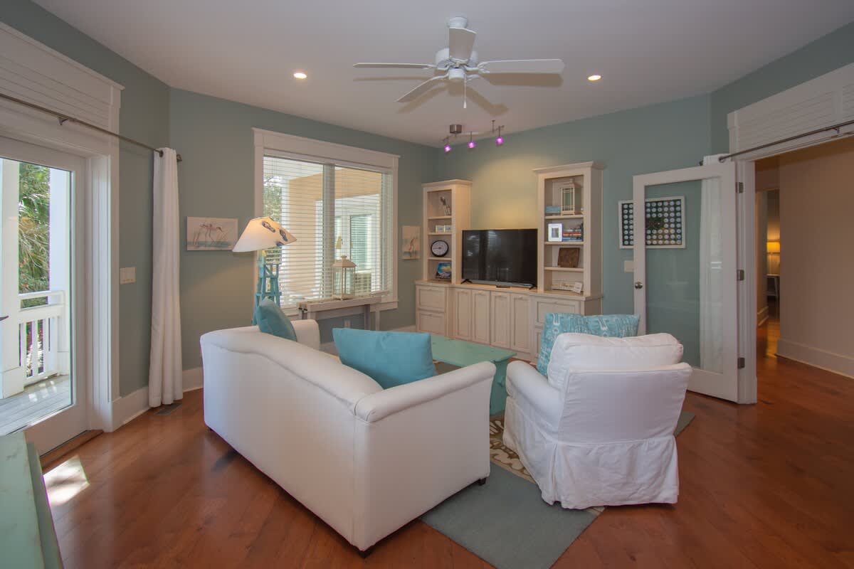 2nd Level Office with a Queen Sleeper Sofa