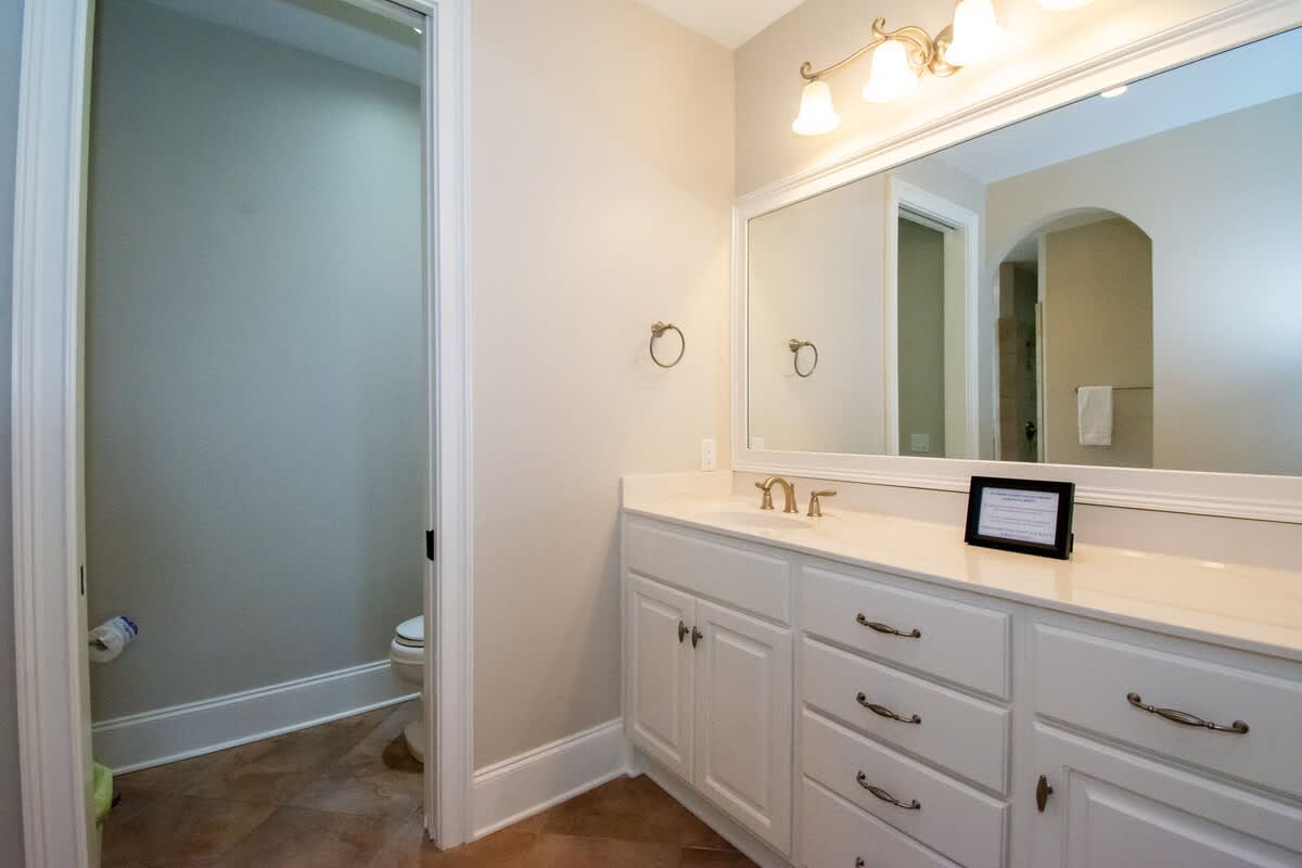 Lovely second floor primary bedroom with en suite bathroom