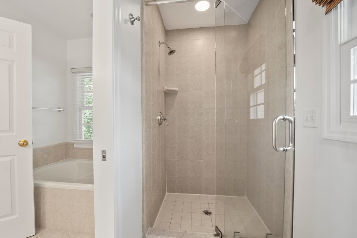 Primary En Suite Bathroom