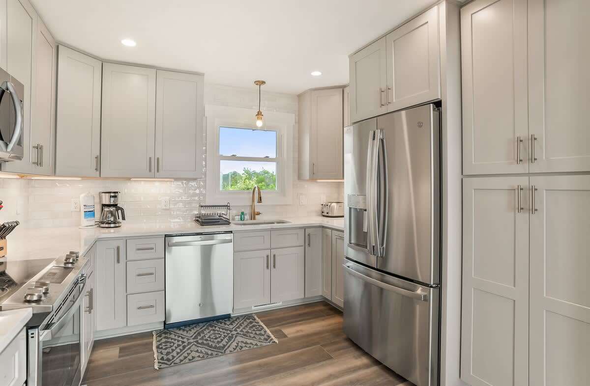Kitchen Features Brand-New Appliances and is Fully Equipped with Everything you need for a Carefree Stay.