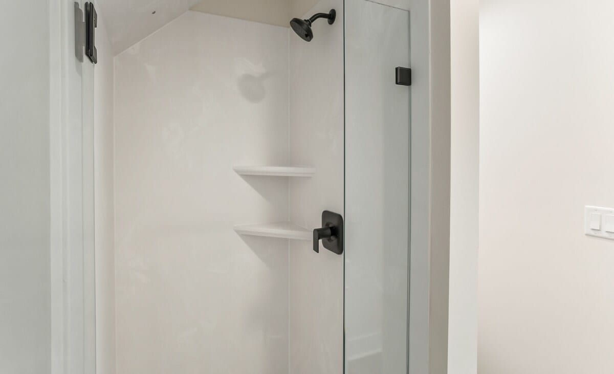 Two Full Beds + One Twin, with En-Suite Bath (walk in shower)