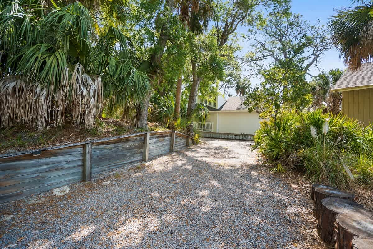 860 Sabal Court | Photo 31