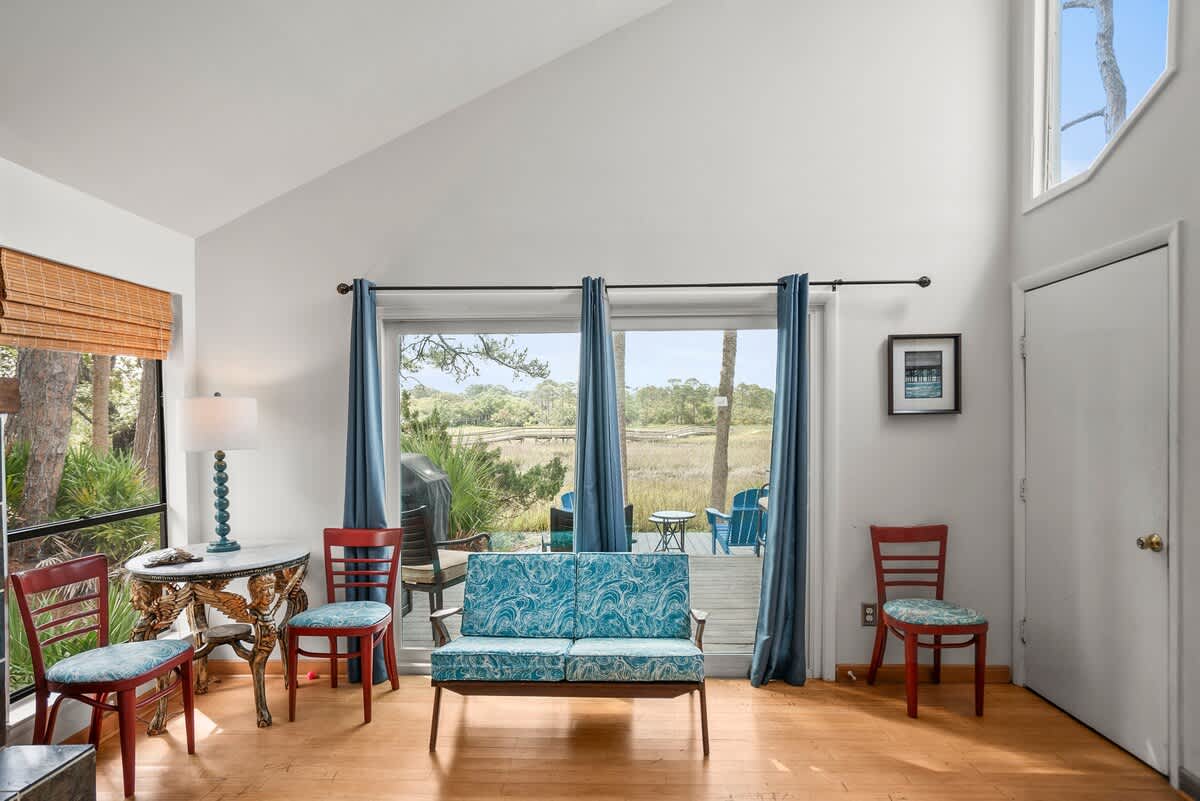 860 Sabal Court | Photo 15