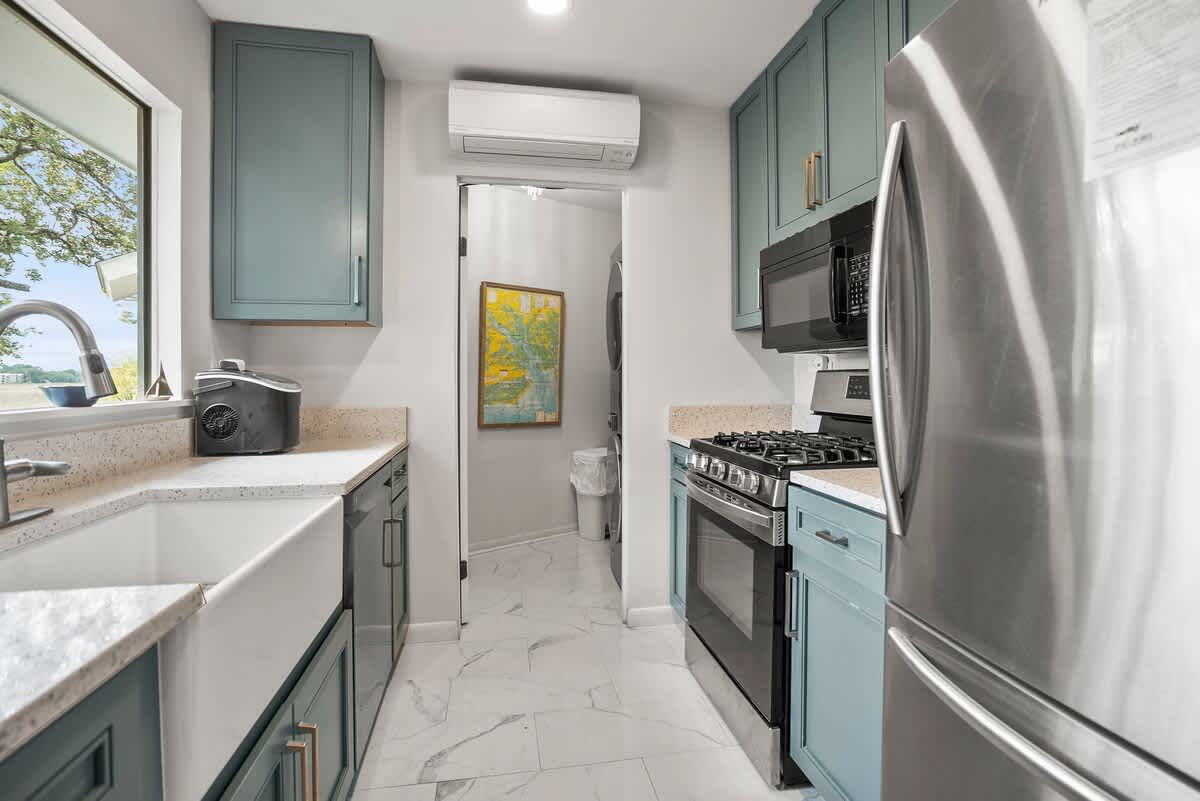 860 Sabal Court | Photo 16