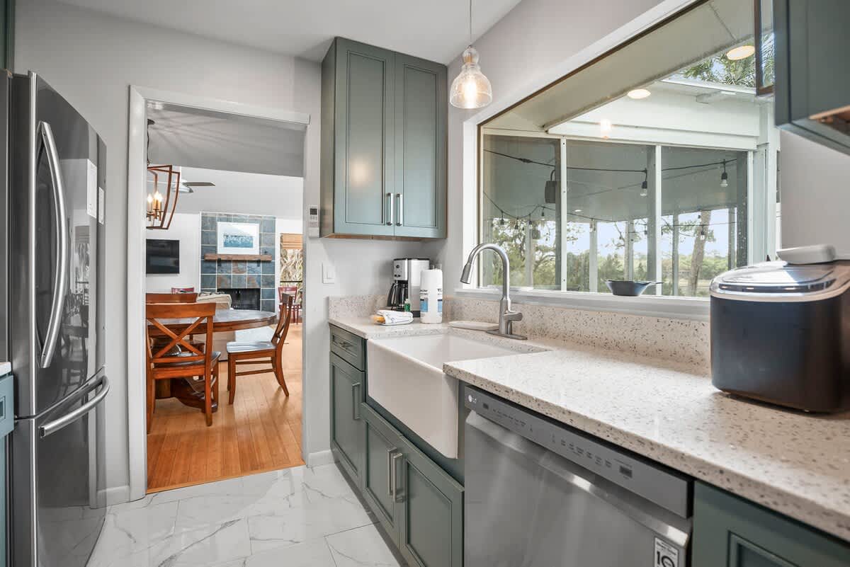 860 Sabal Court | Photo 18