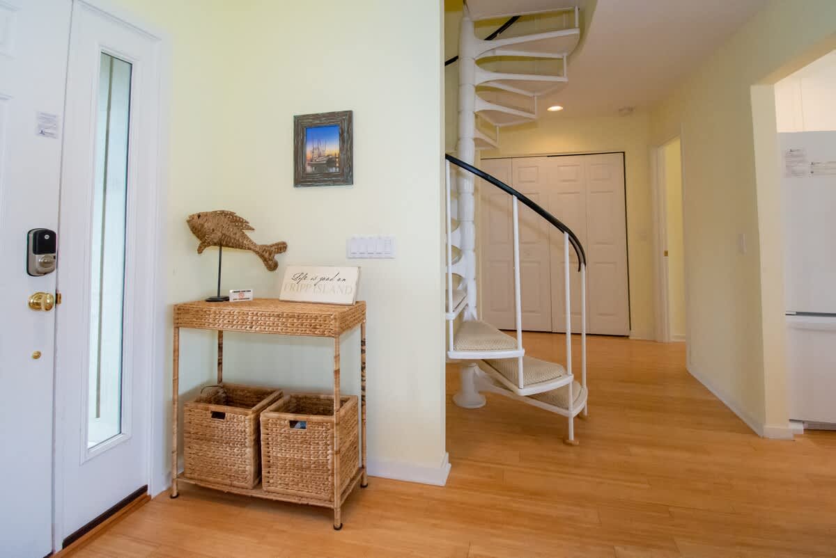 112 Capt John Fripp Villa | Photo 19
