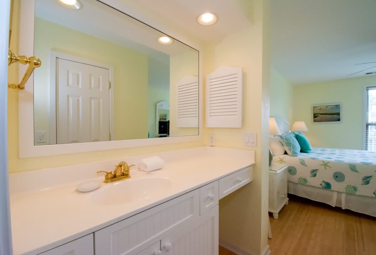112 Capt John Fripp Villa | Photo 15