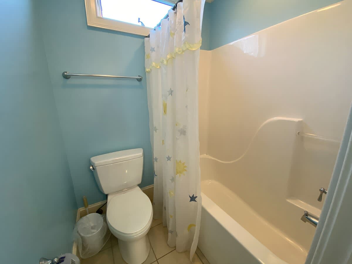 2nd Level Guest Bedroom Full En Suite Bathroom