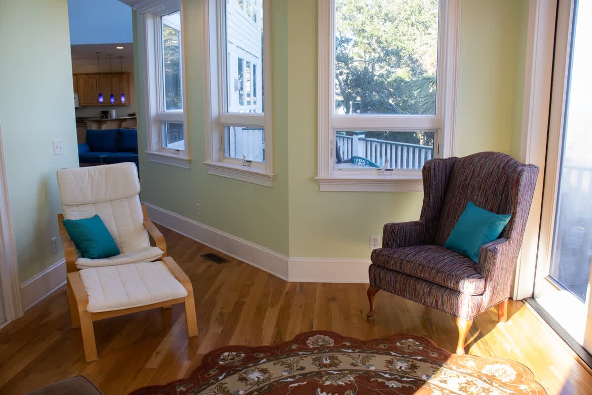 Den, Back Deck Access