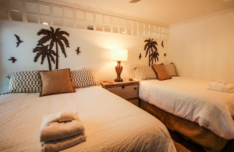Guest Bedroom with 2 Queen Beds