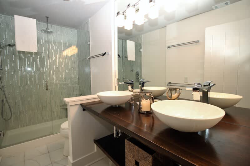 Primary Bedroom En Suite Bath