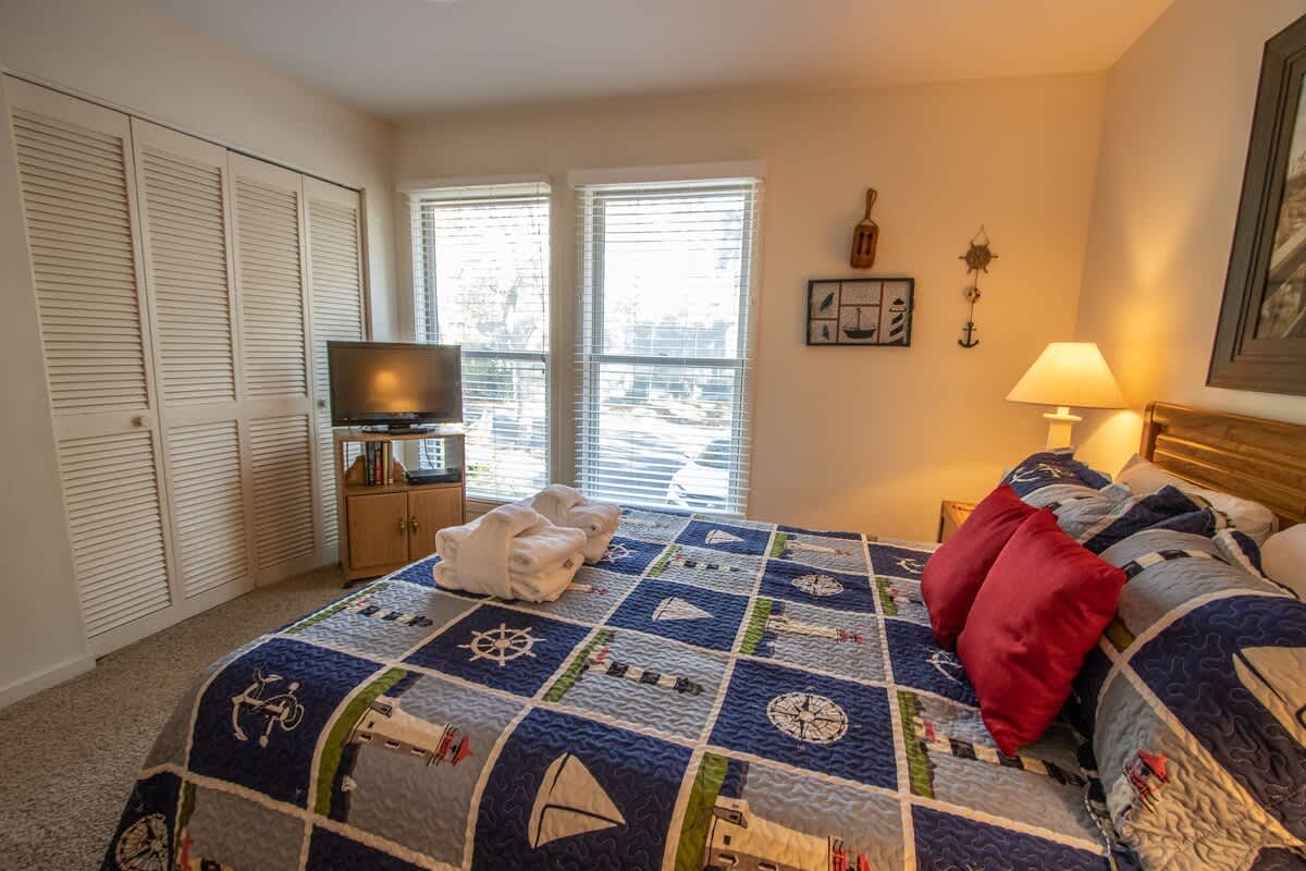 214 Tennis Villa | Photo 11