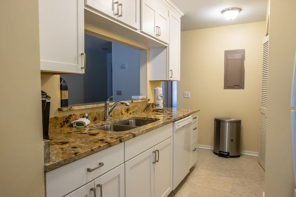 214 Tennis Villa | Photo 5