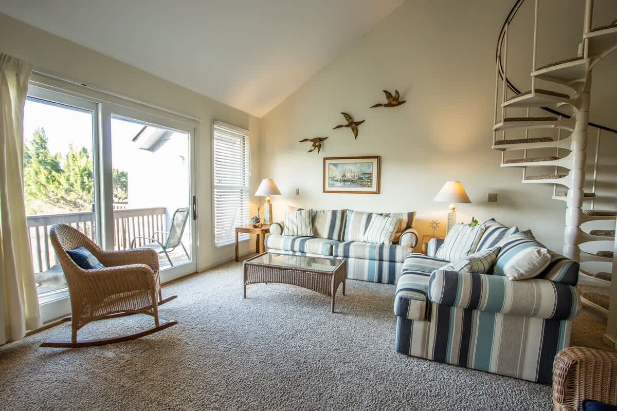 214 Tennis Villa | Photo 7