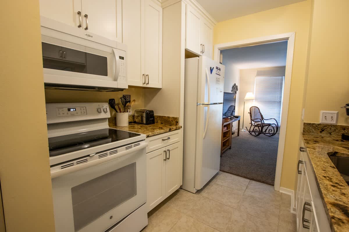 214 Tennis Villa | Photo 3