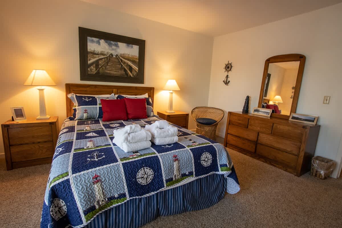 214 Tennis Villa | Photo 10