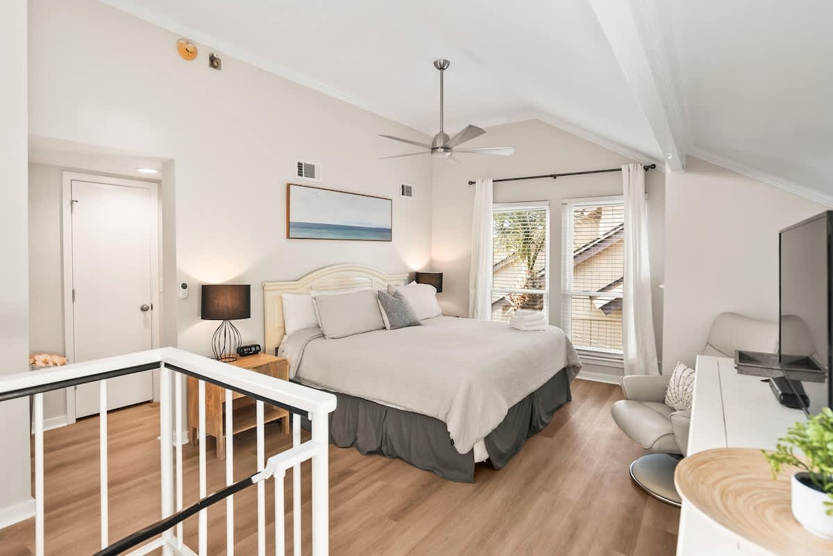 221 Tennis Villa | Photo 14