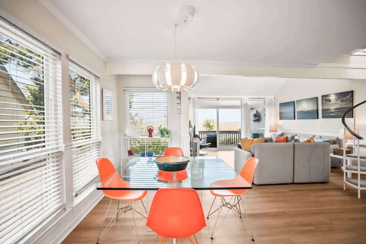 221 Tennis Villa | Photo 6