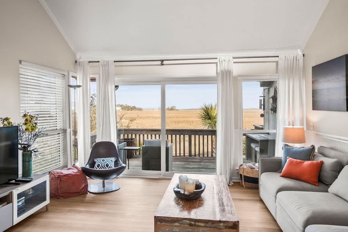 221 Tennis Villa 2