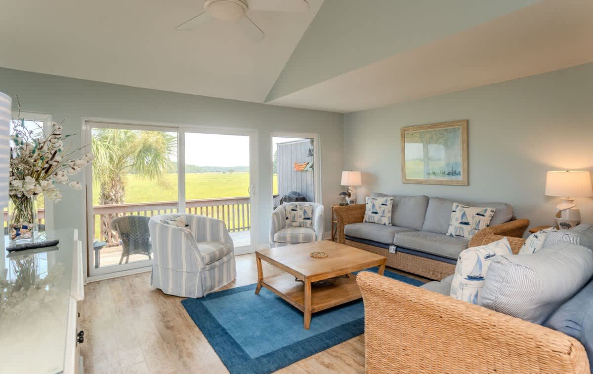 230 Tennis Villa | Photo 9