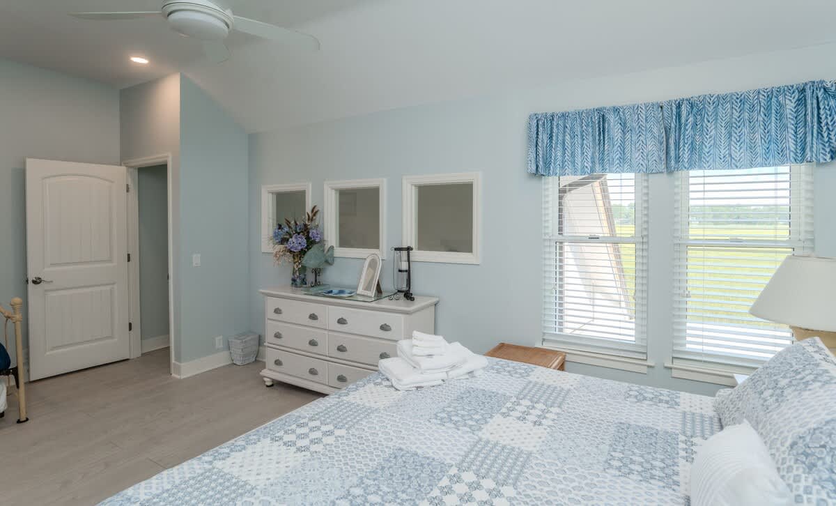 230 Tennis Villa | Photo 19