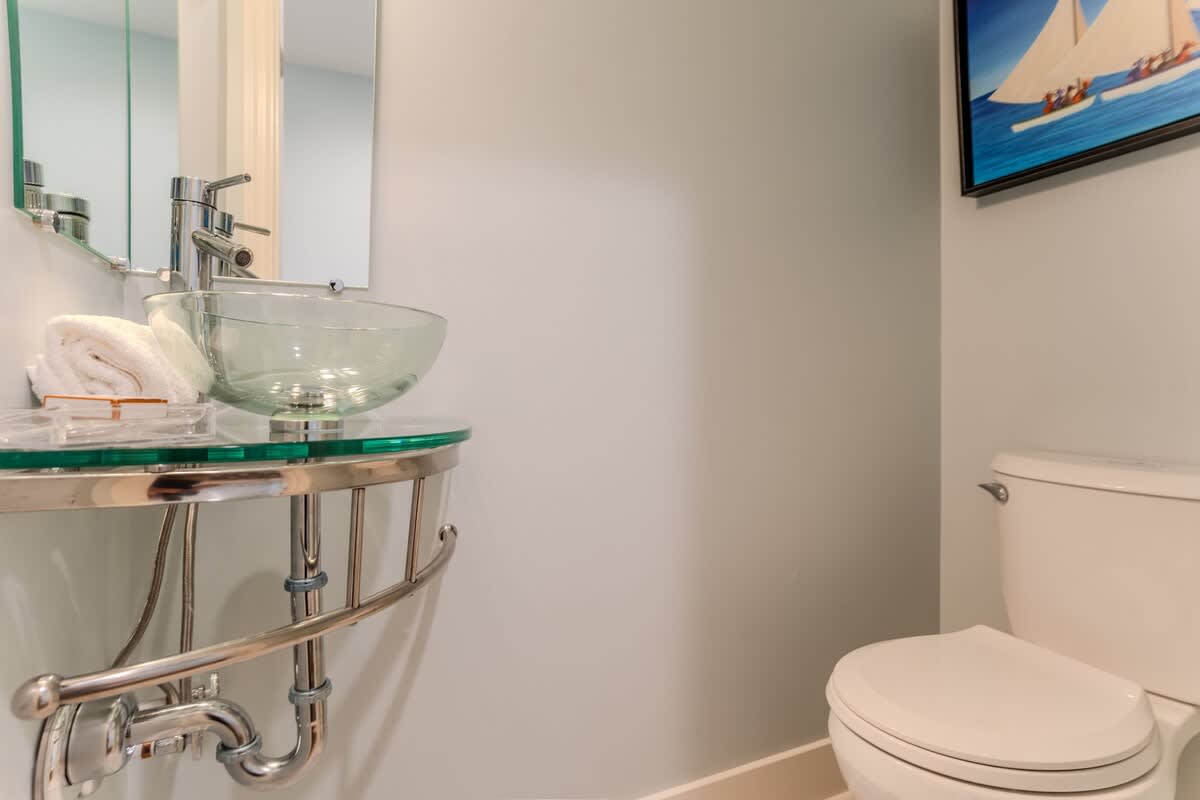 230 Tennis Villa | Photo 11