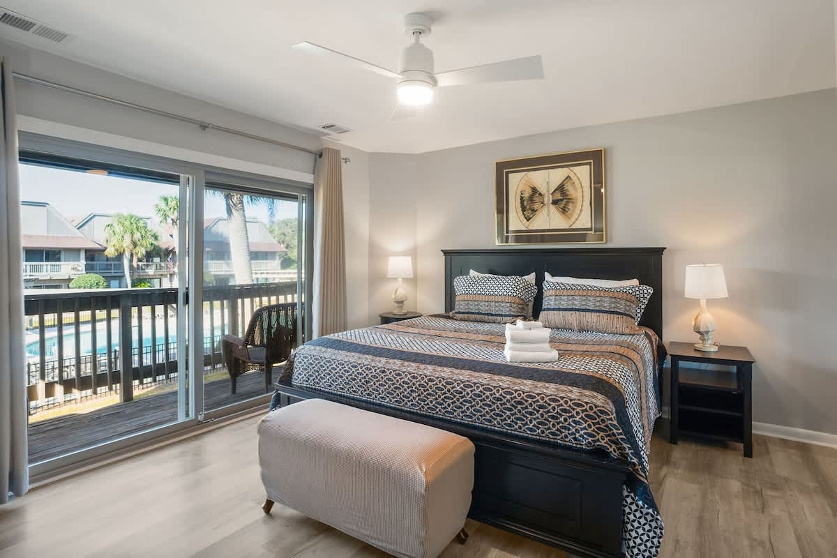 327 Capt John Fripp Villa | Photo 17