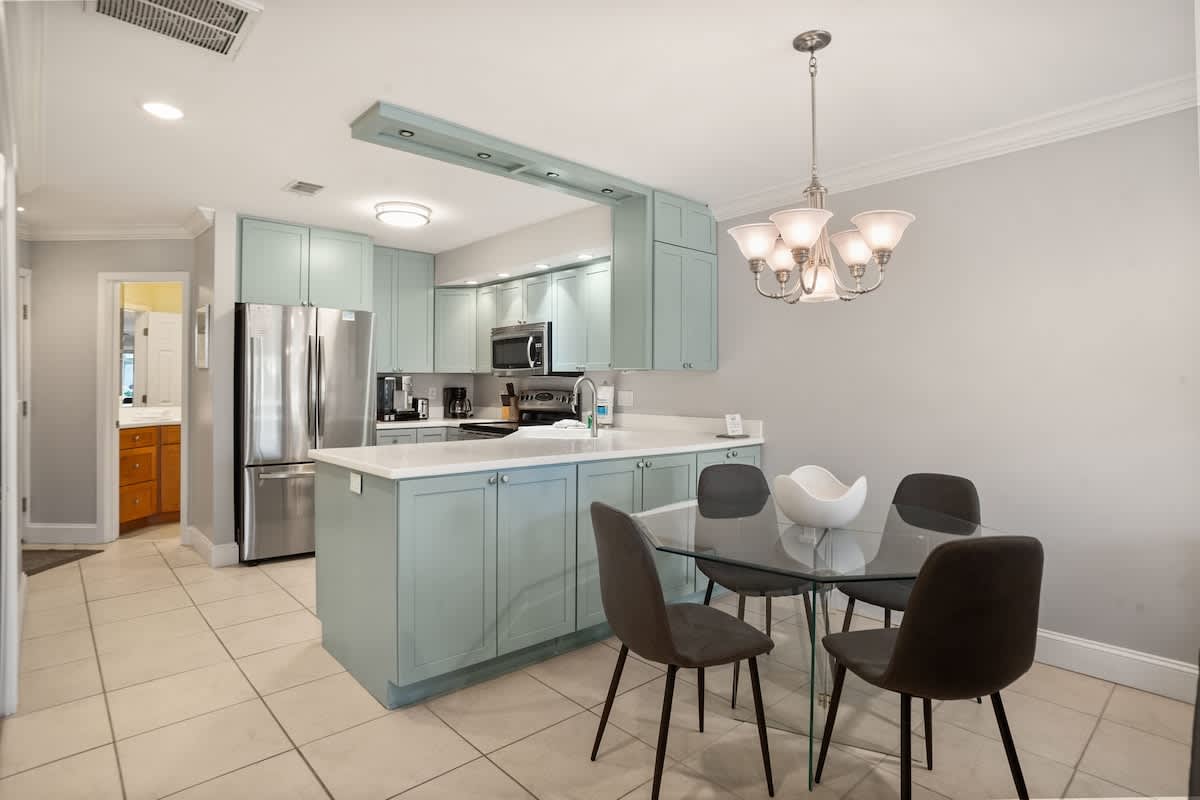 327 Capt John Fripp Villa | Photo 6