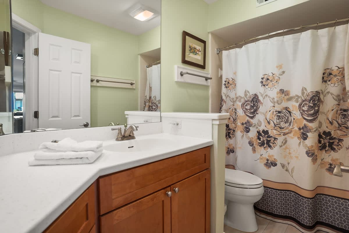 327 Capt John Fripp Villa | Photo 11