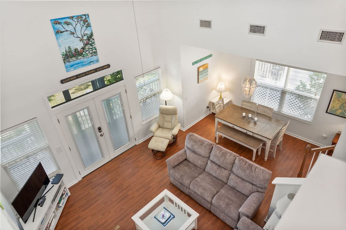 View From 2nd Floor with Dining Area